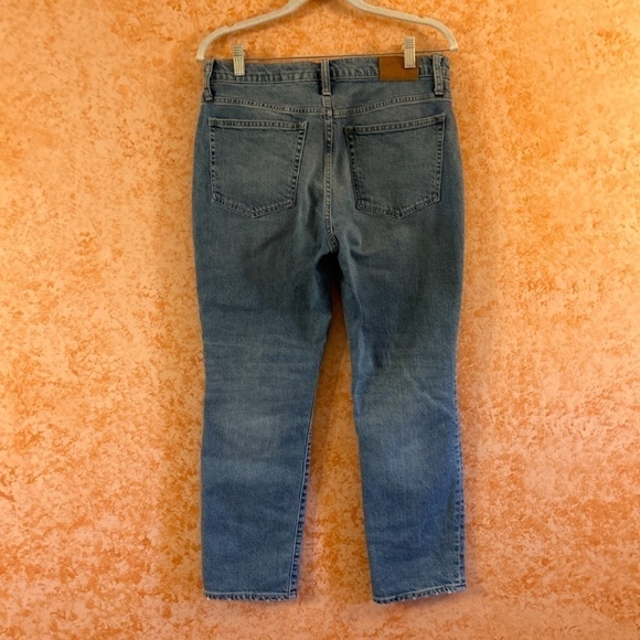 J. CREW Slim Boyfriend Jean size 28 - Picture 2 of 10